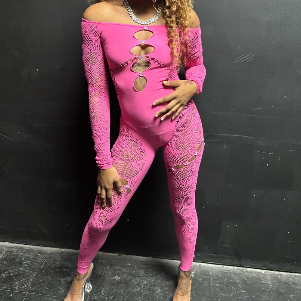 Poster Girl Outfit